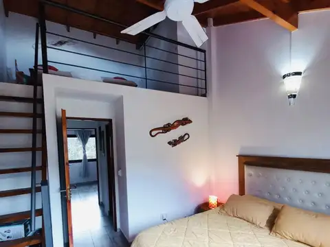 Depto Tipo Casa en Venta con 1 cocheras