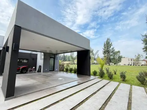 Casa en venta en Club de Campo Miralagos – Ruta 2, La Plata | 3 dormitorios y pi