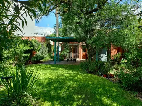 CASA  EN ALQUILER 3 DORM - MARTINEZ