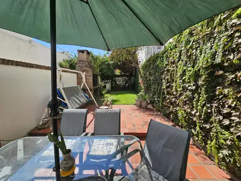 Depto Tipo Casa en Venta con 1 cocheras