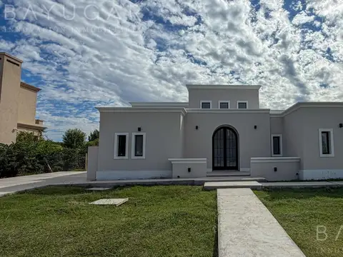 ALQUILER | Casa Medal Country Club | 1 Planta
