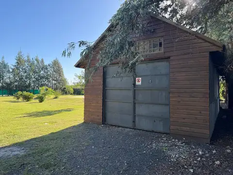 Lote con Pileta - Forestación - Barrio del Carmen - Lobos