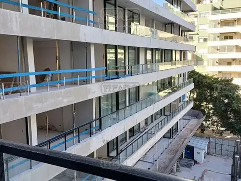 Departamento 4 ambientes con 3 baños