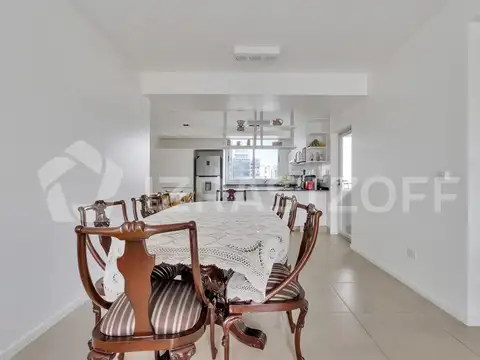 Departamento 4 ambientes con 2 baños