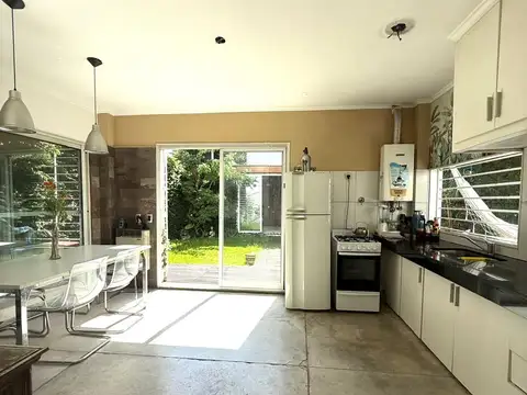Depto Tipo Casa en Venta con 1 cocheras