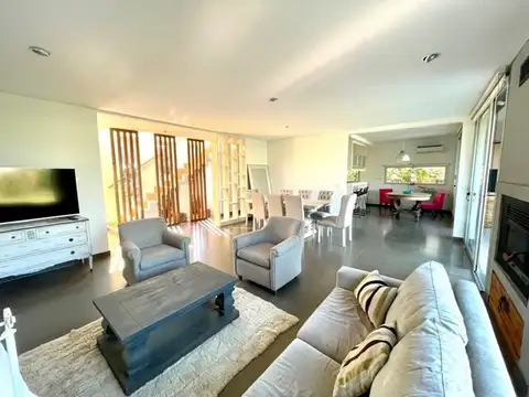 Casa en Alquiler de 4 dormitorios