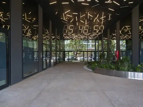 ¡INVERSIÓN PREMIUM CON RENTA! Local Gastronómico de 390 m² frente a Puerto Madero