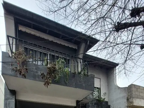 Alquiler Casa ph 3 Ambientes