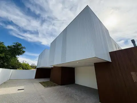 ¡Venta! Housing Cavendish en Villa Belgrano ¡5 Casas de Diseño y Calidad! ¡A Estrenar!