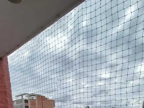 Departamento 3 ambientes con balcón al frente