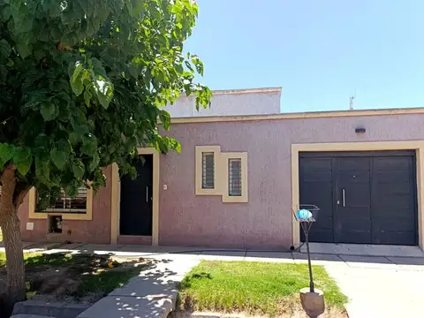 CASA EN VENTA EN MAIPÚ CERCANÍA AL PARQUE METROPOL