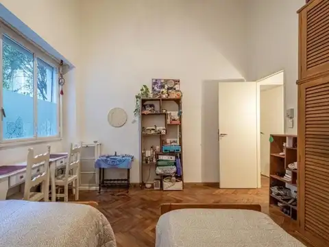 VENTA DE TRES AMB EN RECOLETA EN PB IMPECAB ESTADO LUMINOSO!