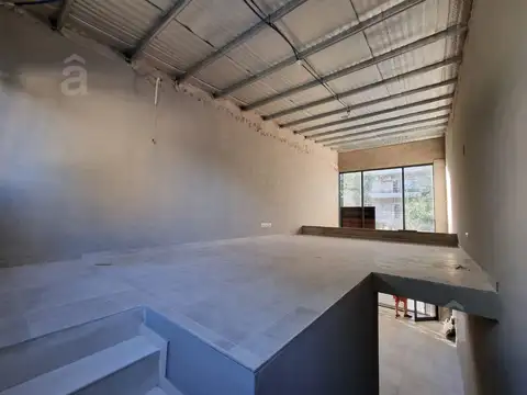 Local en Alquiler en Villa Ballester, $ 1.300.000