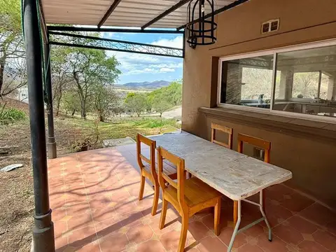 CASA 3 DORMITORIOS VENTA LA LUNCIDA ACCESO NORTE