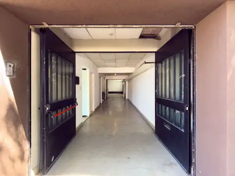 Local en Venta en Ringuelet, USD 190.000