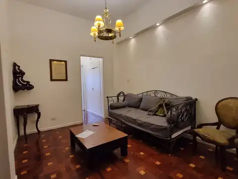 Departamento 2 ambientes en Alquiler, Recoleta, con buenos accesos