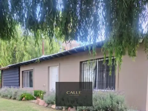 Casa en venta c/ cochera en Maipú
