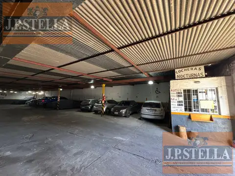 Galpon en Venta 32  mts Fondo