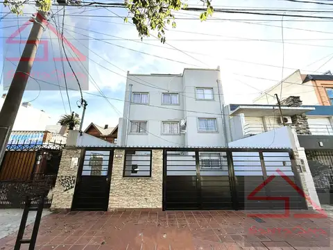 Departamento en Venta 2 amb. con terraza propia - Villa Sarmiento