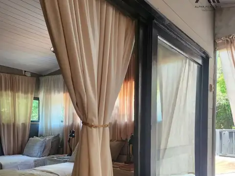 El
