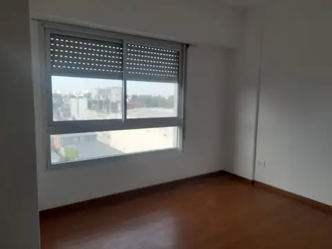 Departamento en Venta en Santos Lugares, USD 110.000