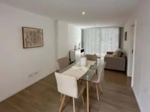 Moreno e/ Entre Ríos y Buenos Aires