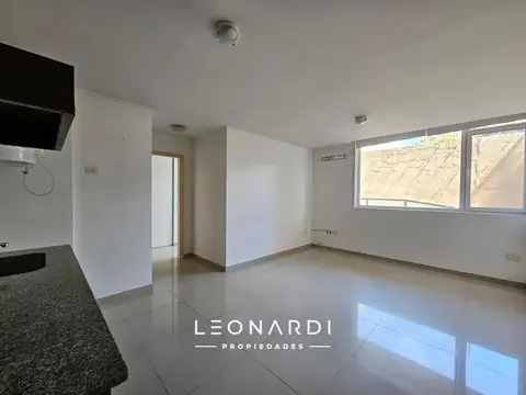 Colon 354, Planta Baja + baulera