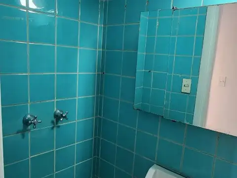 Departamento 5 ambientes con 2 baños