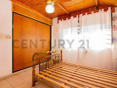 Augusto J. Olivé 1900, Piso 0