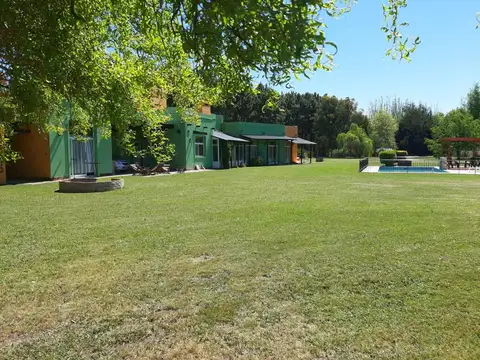 Casa 5 ambientes con 3 baños