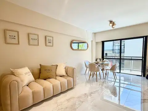 Alsina 2300, Piso 5