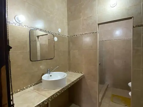Casa en Alquiler con 1 cochera