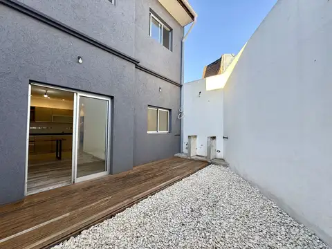 Depto Tipo Casa en Venta de 1 dormitorio