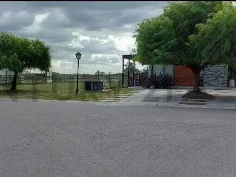 Oficina en Venta en Loma Verde, USD 45.000