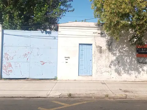 Excelente propiedad comercial  Rosales 900. El palomar