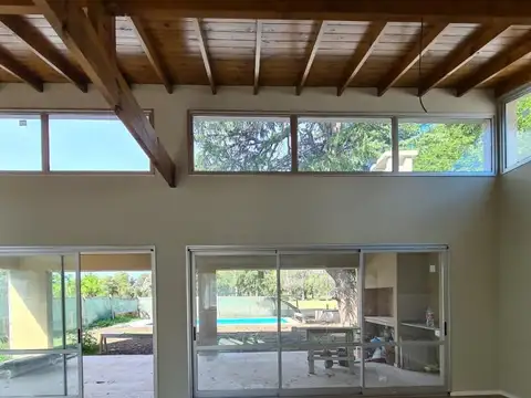 Casa en Venta en Ezeiza, USD 260.000