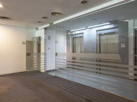 Oficina en Alquiler en Barrio Norte, USD 3.750
