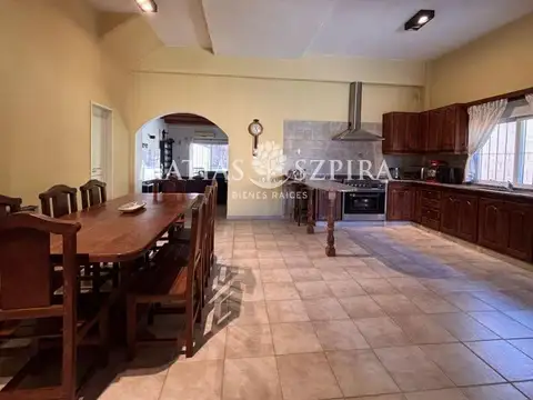 Casa en Venta en Moreno, USD 223.000