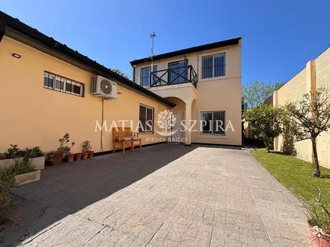 Venta de casa en Arca, Moreno