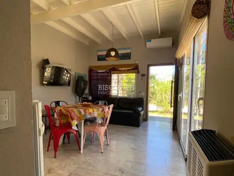 VENTA EN BLOCK DE 2 CASAS, ZONA SUR, VILLA GESELL