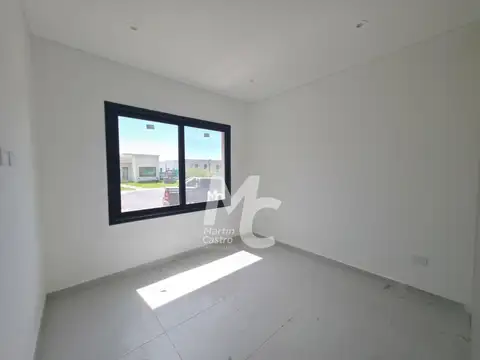 Santa Elisa, Pilar Del Este