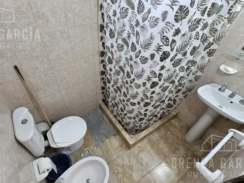 Duplex En Barrio Uruguai En Venta