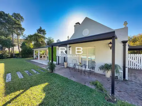 Excelente propiedad sobre 3300 m2