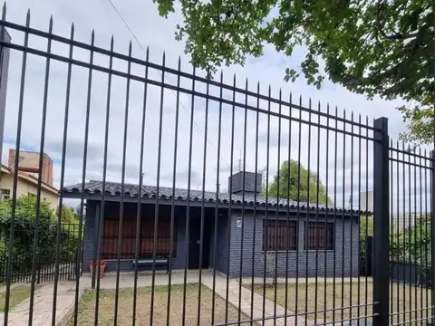 VENDO CASA CARLOS PAZ 3 DORMITORIOS