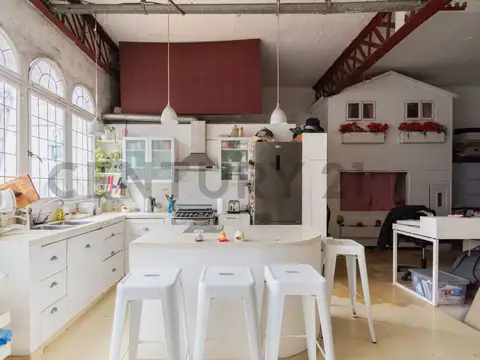 PH Tipo Loft 3 Ambientes con Patio | Excelente ubicación y gran potencial en Vicente López