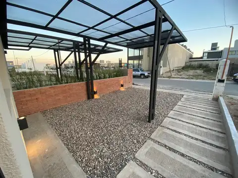 Depto Tipo Casa en Venta en Cordoba, USD 138.000