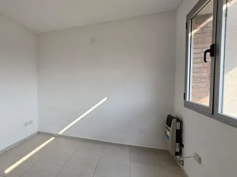 Dúplex de 3 ambientes en ituzaingó Norte en alquiler