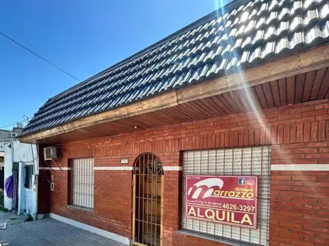 Casa - Alquiler - Argentina, La Matanza - MONTGOFIELD 3173