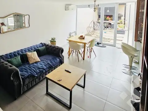 Depto Tipo Casa en Venta en Neuquén, USD 240.000