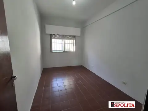 Depto Tipo Casa 2 ambientes con 1 baño